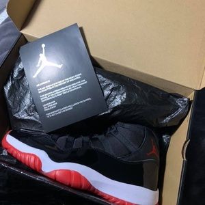 Jordan Bred 11